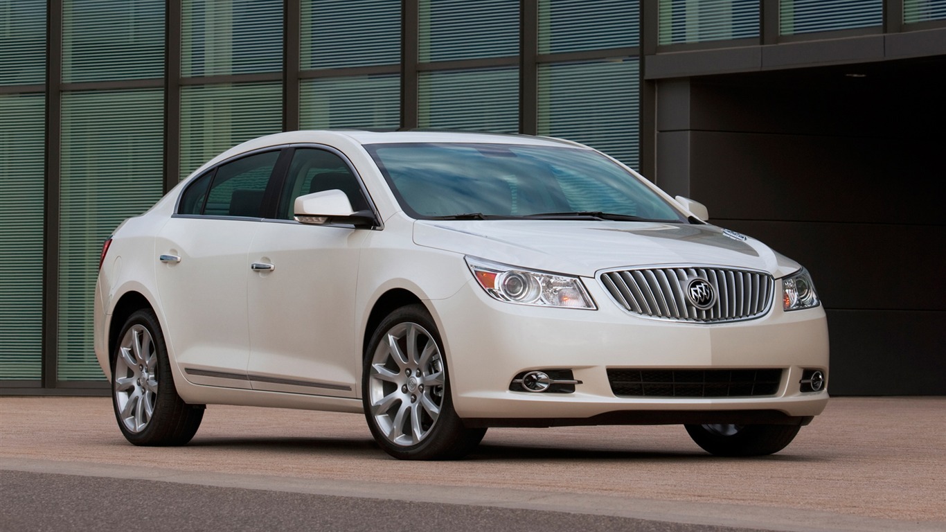 Buick LaCrosse CXS - 2011 HD wallpaper #3 - 1366x768