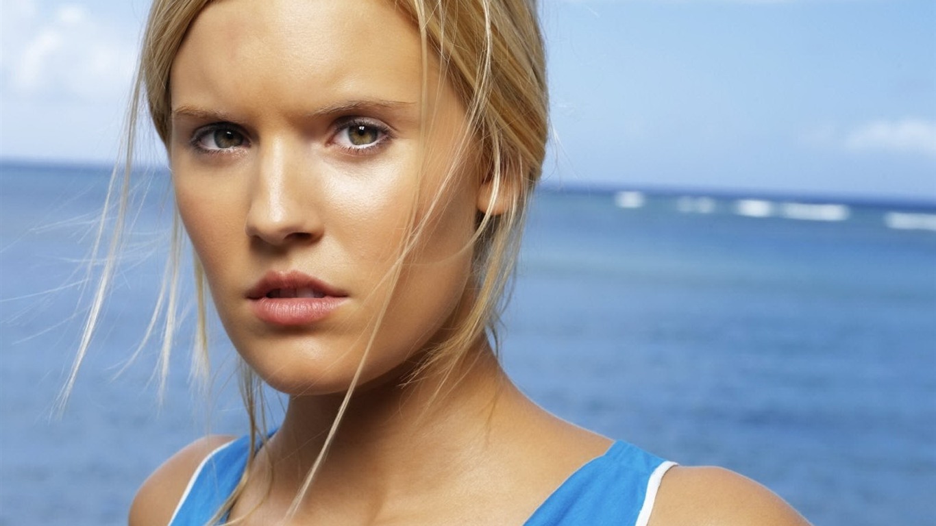 Maggie Grace krásnou tapetu #8 - 1366x768