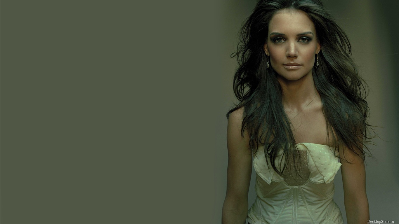 Katie Holmes beautiful wallpaper (2) #22 - 1366x768