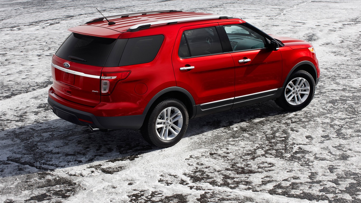 Ford Explorer - 2011 fondos de escritorio de alta definición #5 - 1366x768