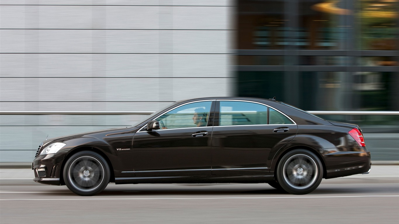 Mercedes-Benz S63 AMG - 2010 HD wallpaper #5 - 1366x768