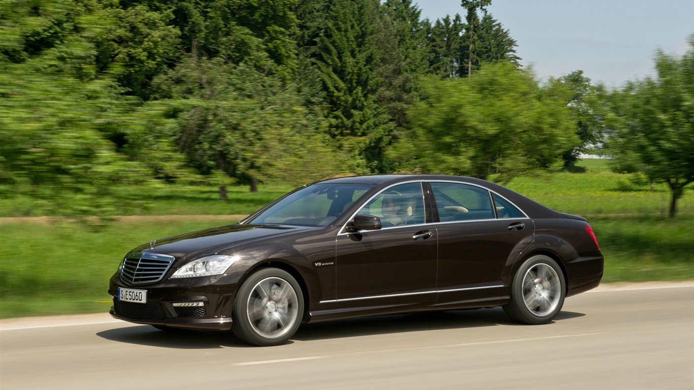 Mercedes-Benz S63 AMG - 2010 奔驰9 - 1366x768