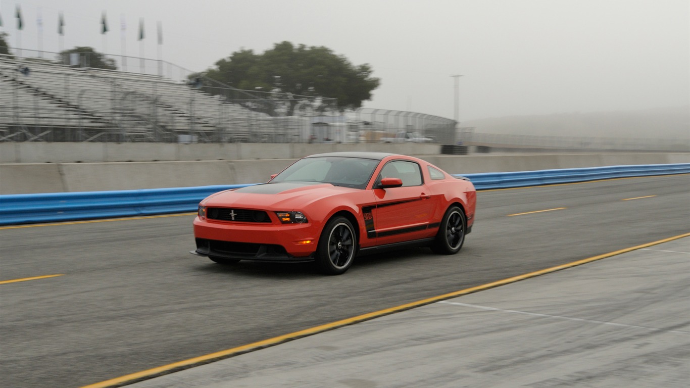 Ford Mustang Boss 302 - 2012 HD tapetu #12 - 1366x768
