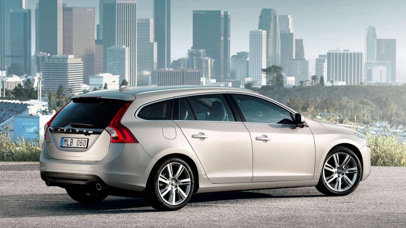 Volvo V60 - 2010 沃爾沃 #2 - 1366x768