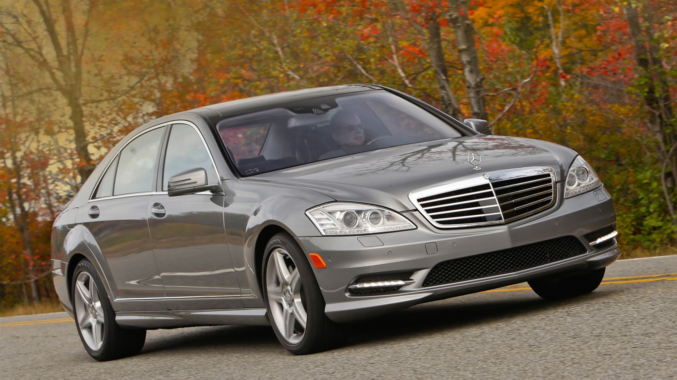 Mercedes-Benz S550 - 2010 fonds d'écran HD #21 - 1366x768