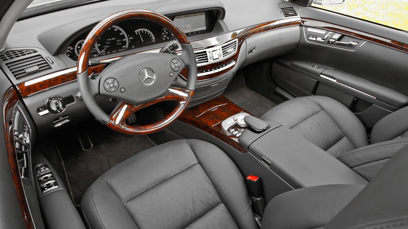 Mercedes-Benz S550 - 2010 HD wallpaper #27 - 1366x768