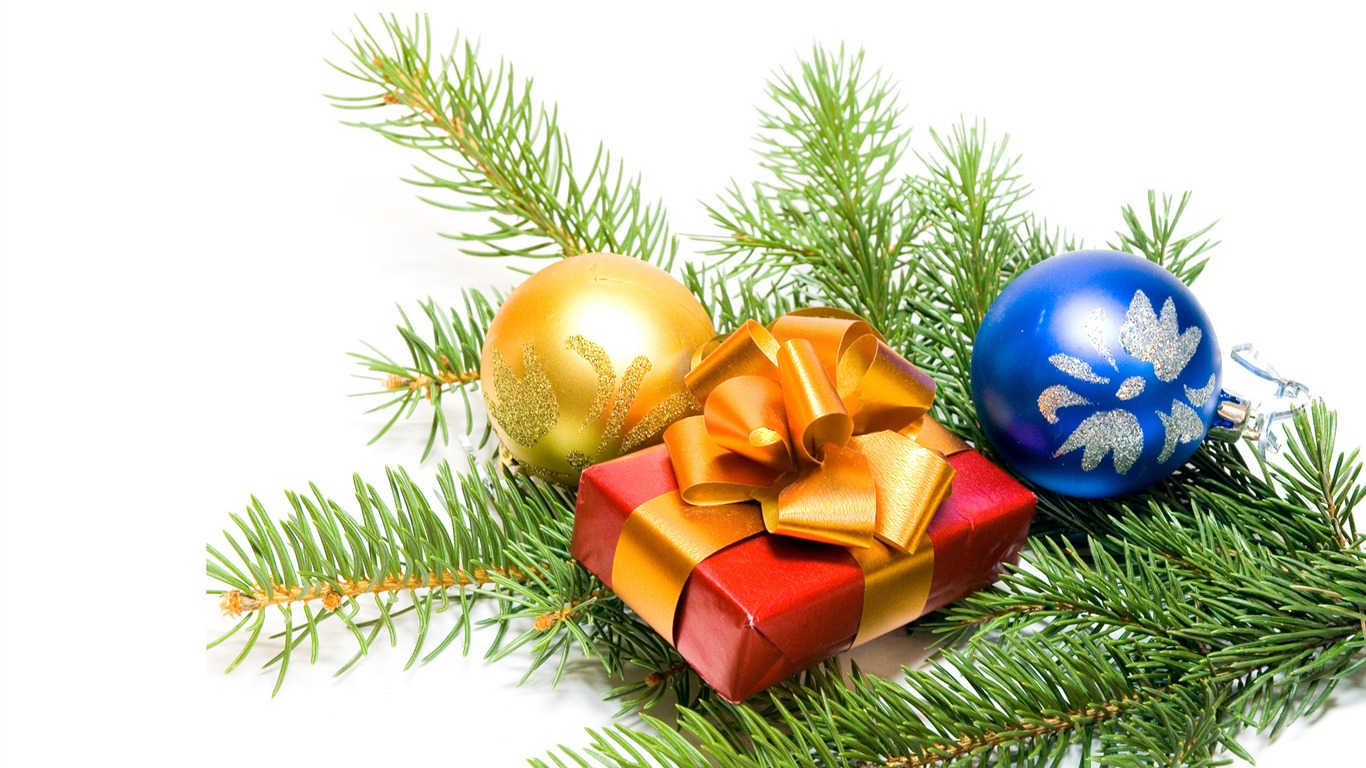 Christmas balls wallpaper (1) #5 - 1366x768