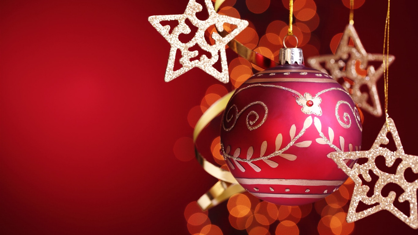 Christmas balls wallpaper (1) #18 - 1366x768