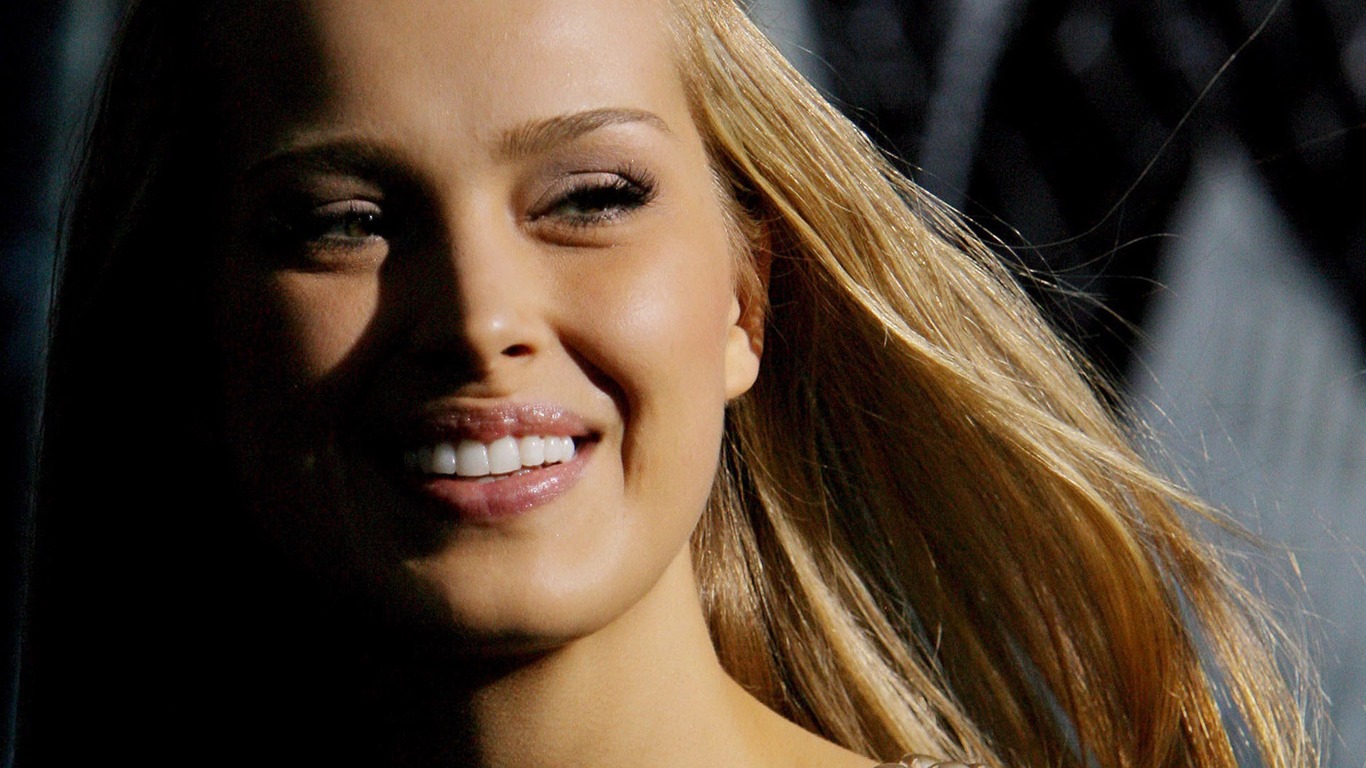 Petra Nemcova schöne Tapete (2) #20 - 1366x768