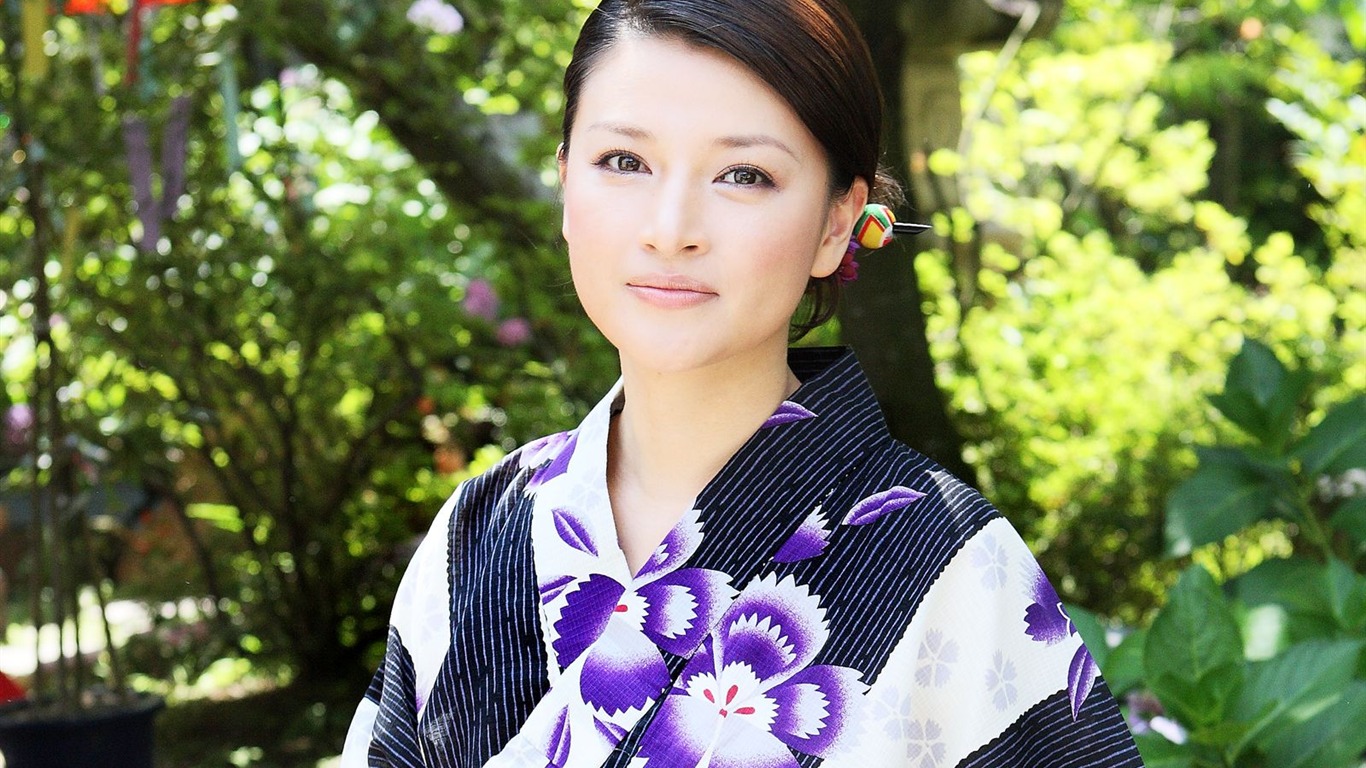 島崎和歌子 美女壁紙 #10 - 1366x768