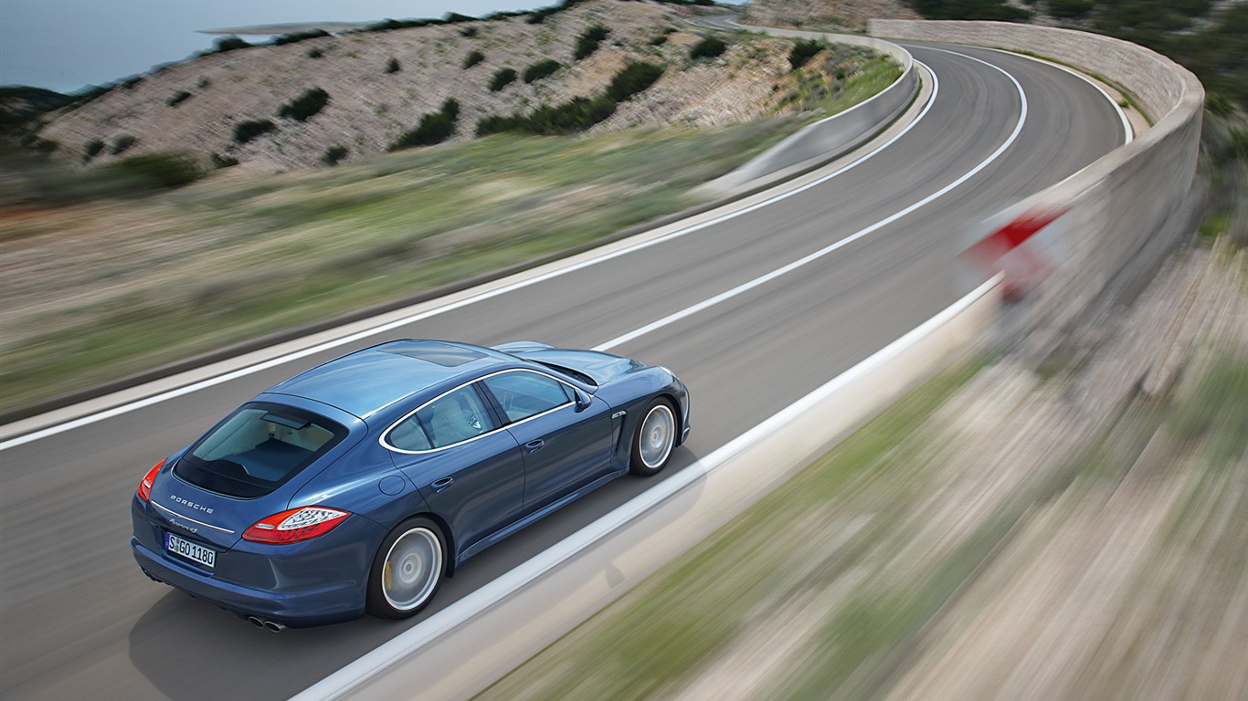 Porsche Panamera 4S - 2009 HD tapetu #11 - 1366x768