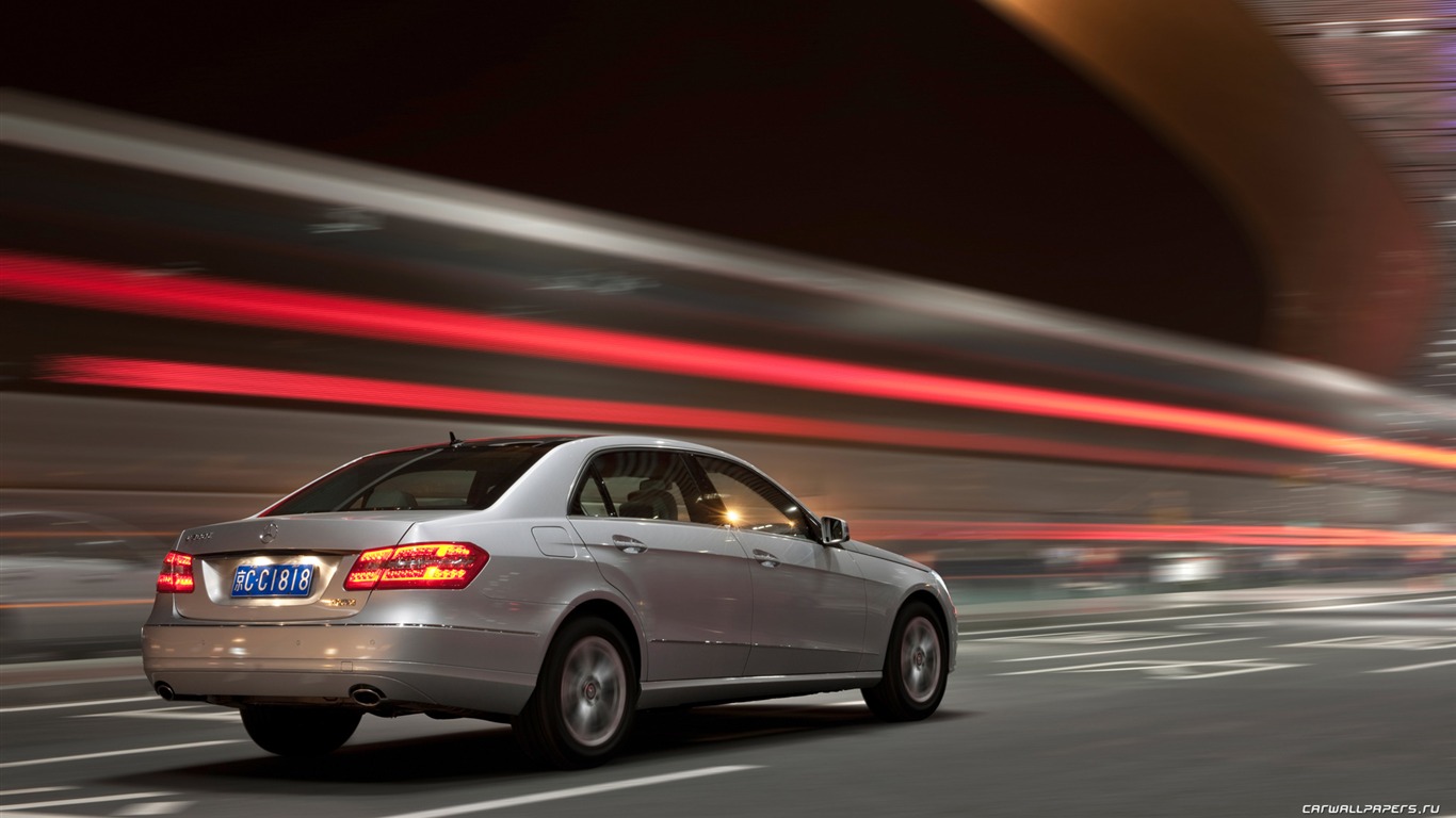 Mercedes-Benz E-Class Long Version - 2010 奔馳 #3 - 1366x768