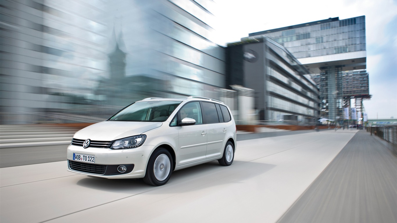 Volkswagen Touran TDI - 2010 fonds d'écran HD #2 - 1366x768