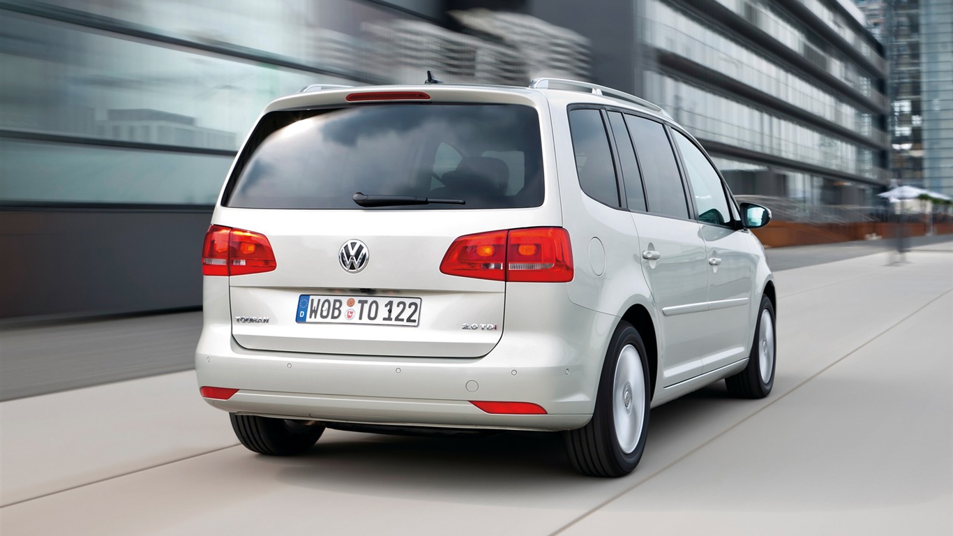 Volkswagen Touran TDI - 2010 HD tapetu #4 - 1366x768