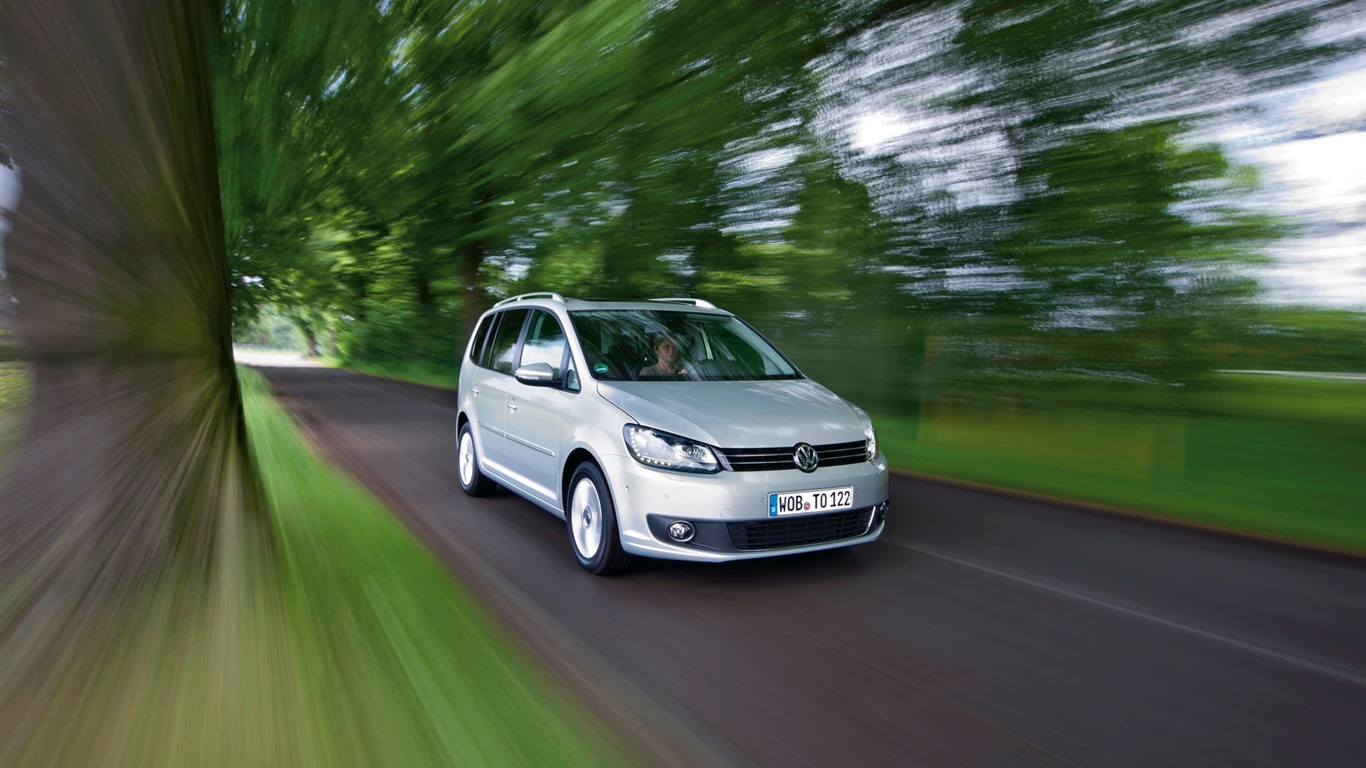 Volkswagen Touran TDI - 2010 fondos de escritorio de alta definición #5 - 1366x768