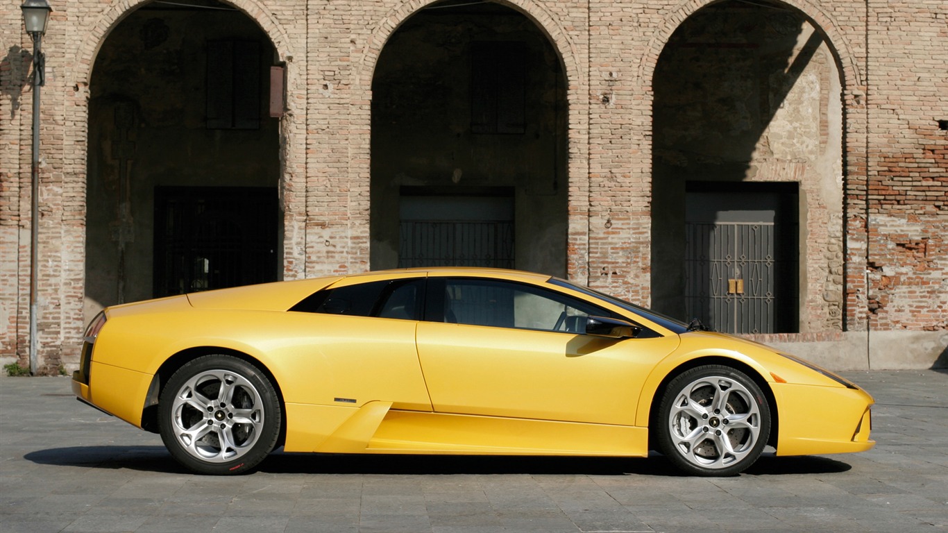 Lamborghini Murcielago - 2005 兰博基尼12 - 1366x768