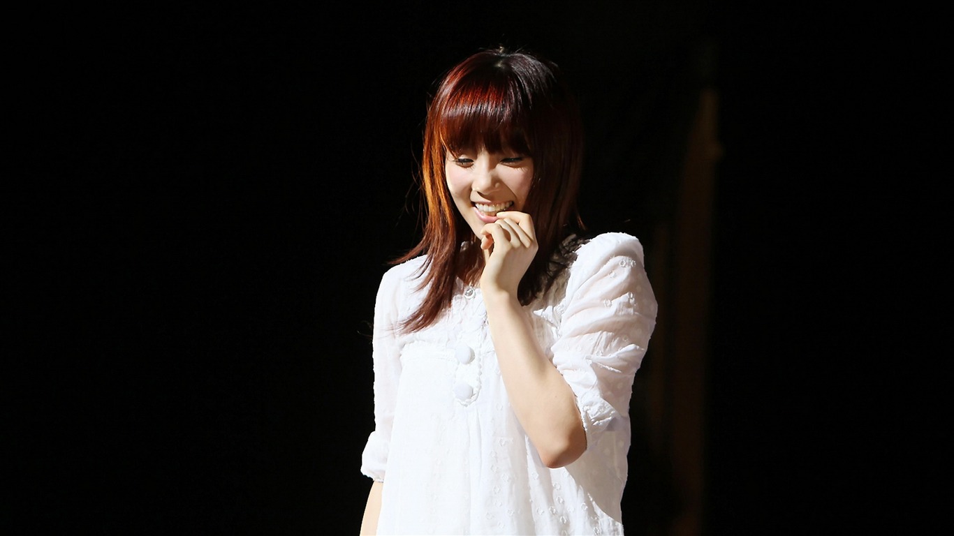Kim Tae Yeon krásnou tapetu #9 - 1366x768