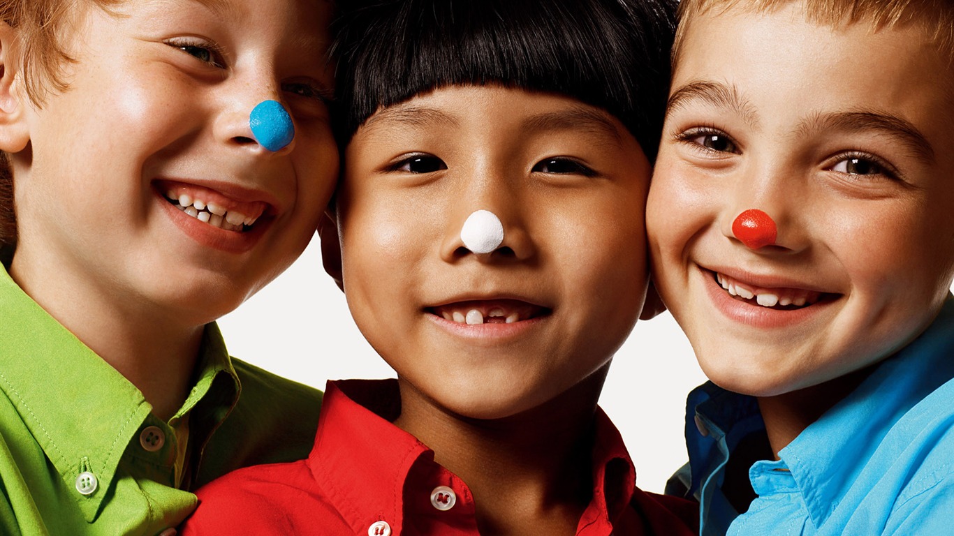 Colorful Children's Fashion Wallpaper (3) #5 - 1366x768
