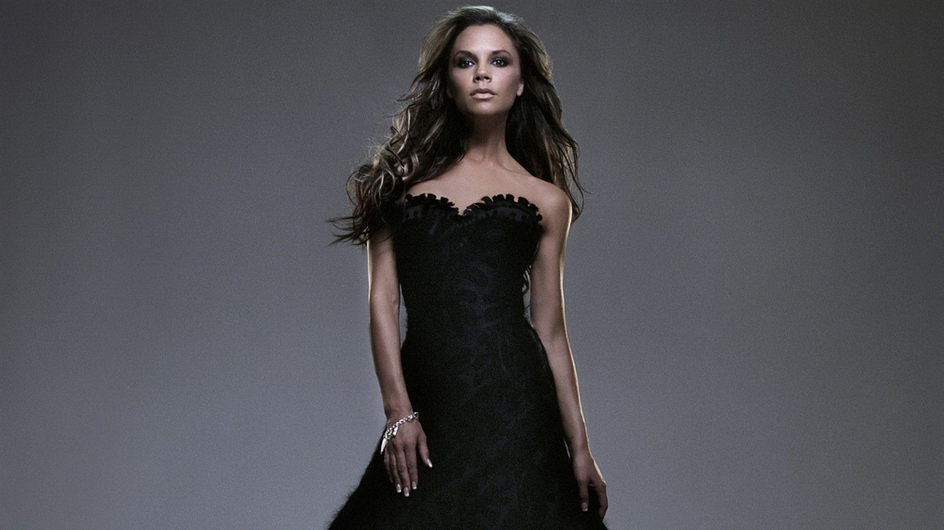 Victoria Beckham 維多利亞·貝克漢姆 美女壁紙 #6 - 1366x768