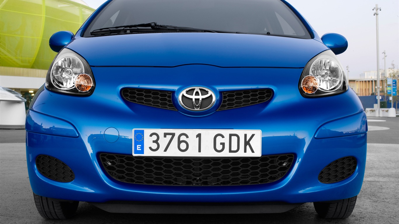 Toyota Aygo - 2009 HD wallpaper #6 - 1366x768