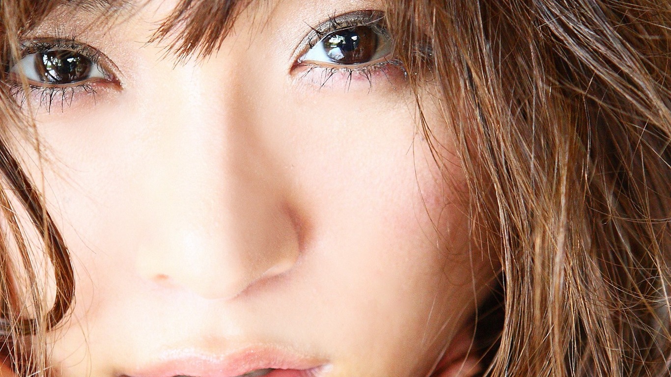 朝美恵香 美女壁紙 #2 - 1366x768