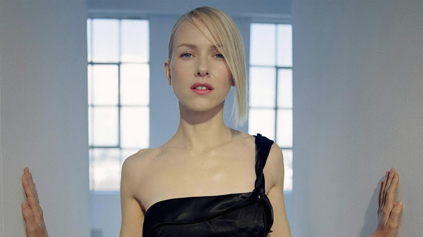 Naomi Watts krásnou tapetu #16 - 1366x768