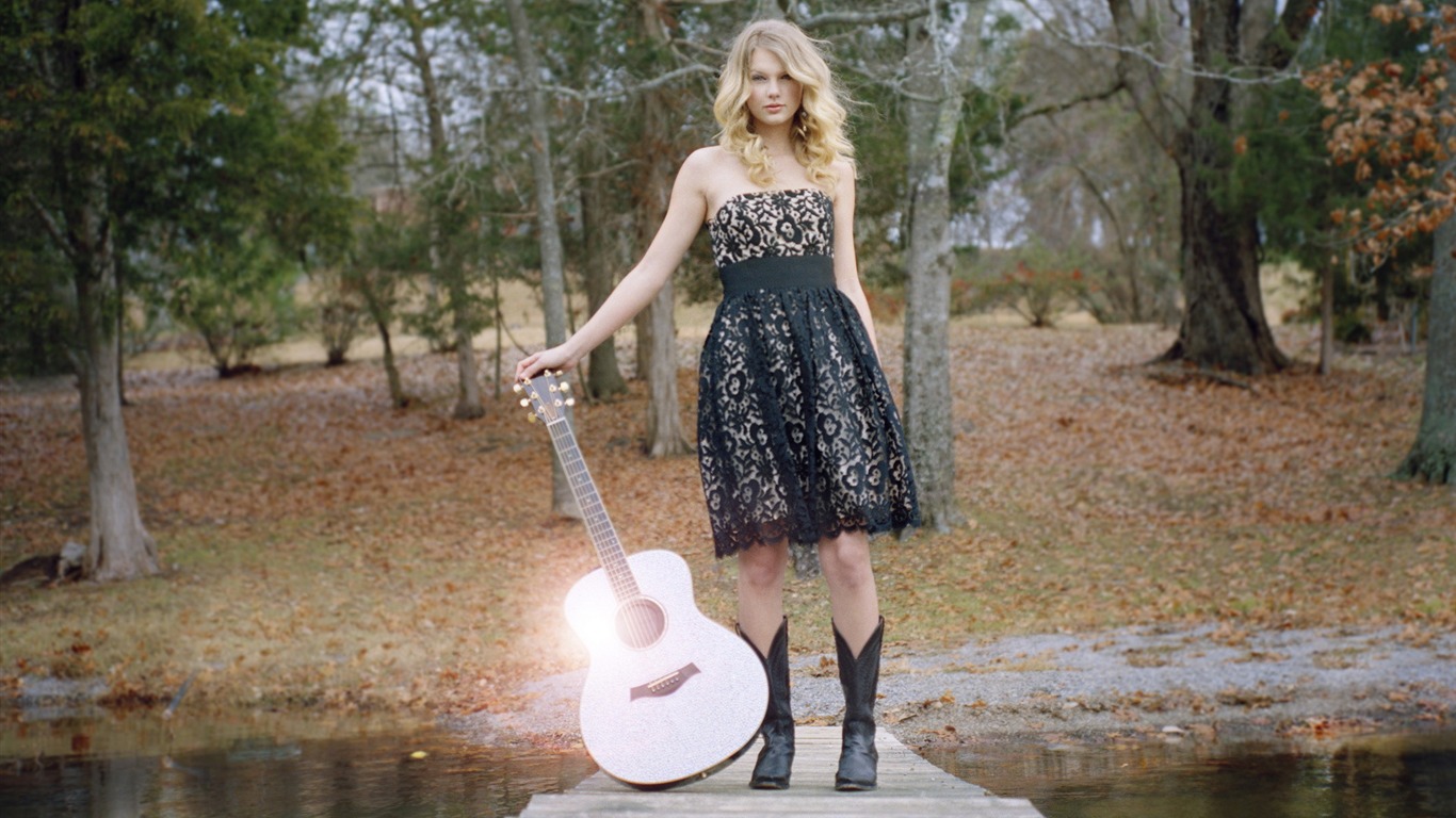 Taylor Swift krásnou tapetu (2) #14 - 1366x768