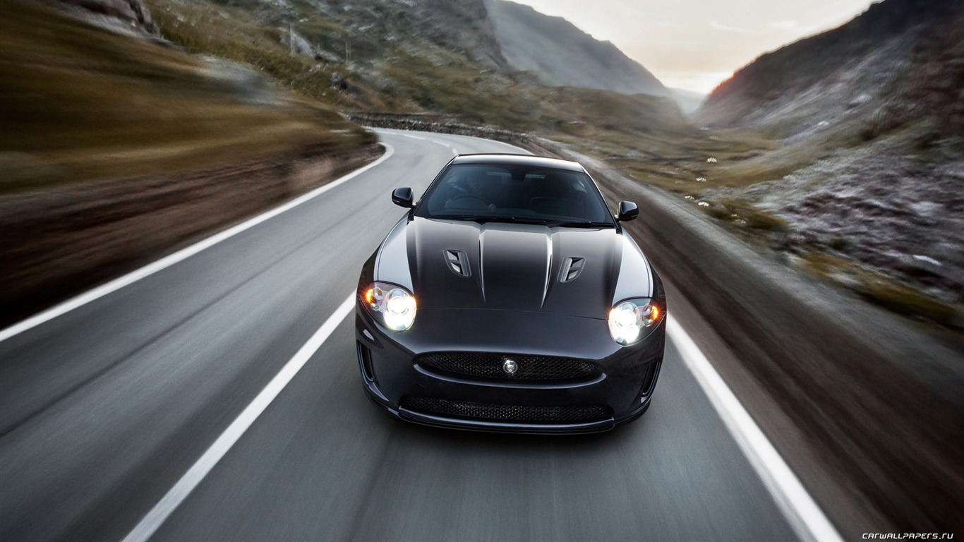 Jaguar XKR 75 - 2011 HD wallpaper #8 - 1366x768