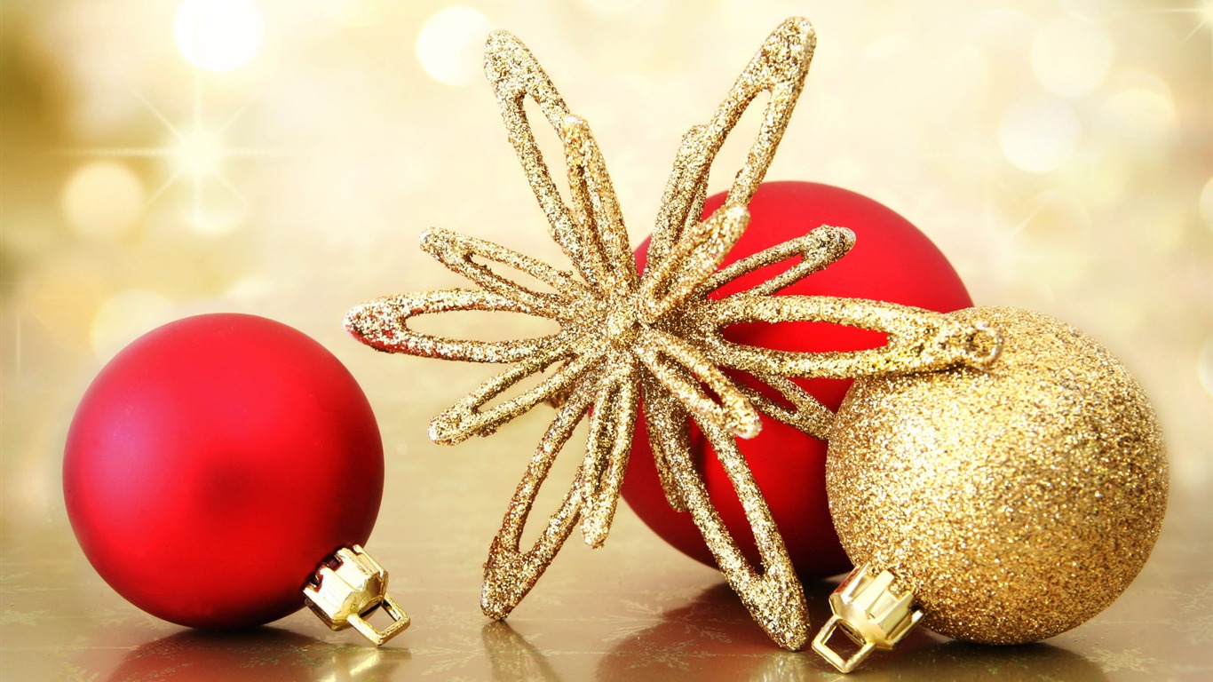 Christmas balls wallpaper (7) #1 - 1366x768