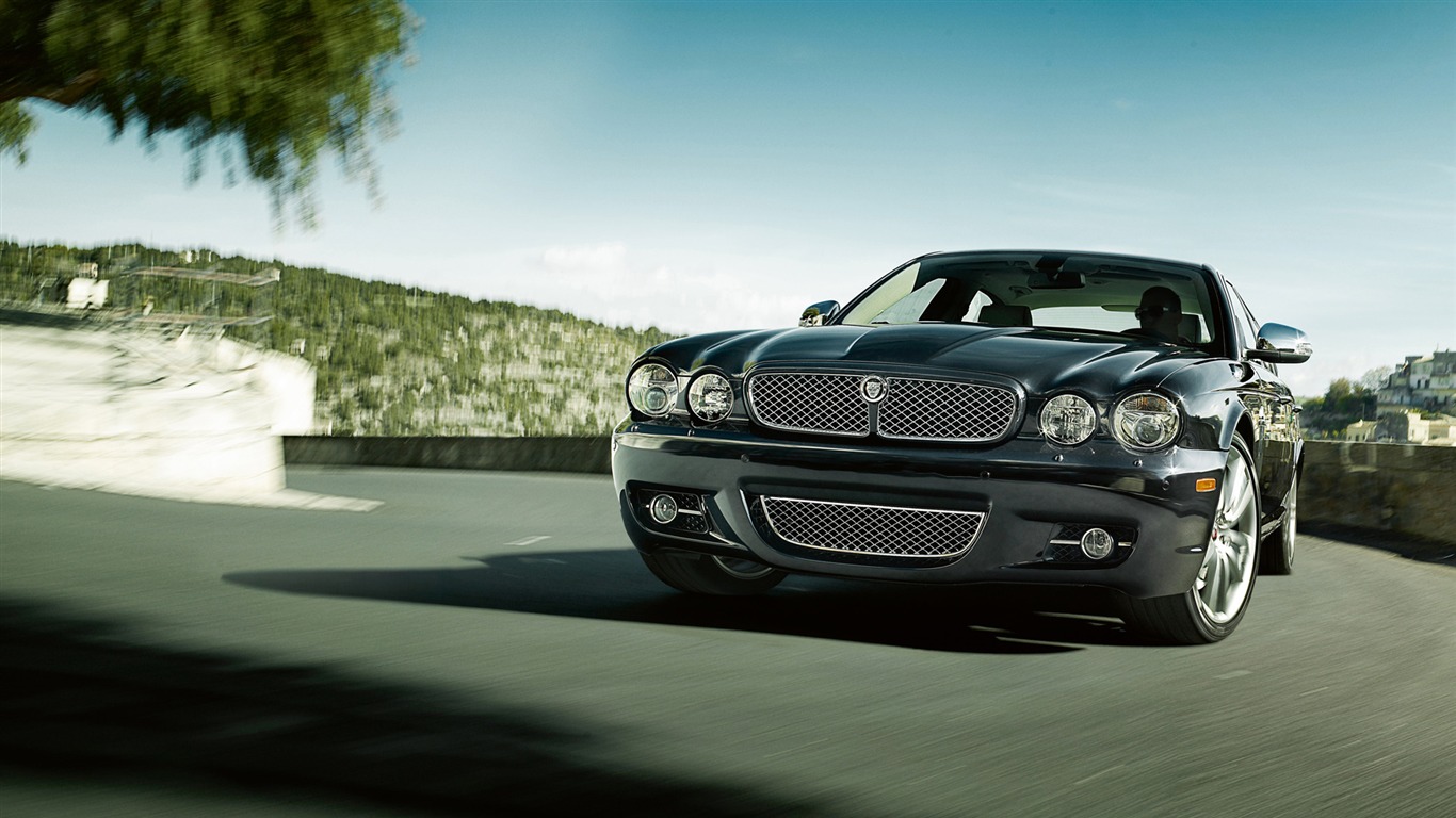 Jaguar XJ Portfolio - 2009 捷豹3 - 1366x768