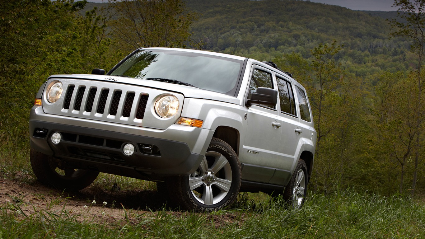 Jeep Patriot - 2011 HD wallpaper #10 - 1366x768
