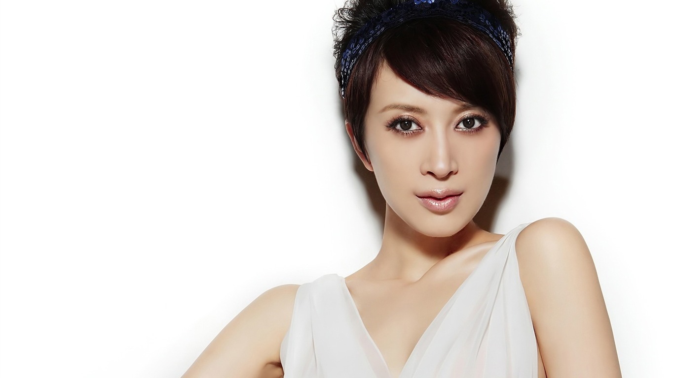 金巧巧 美女壁紙 #15 - 1366x768