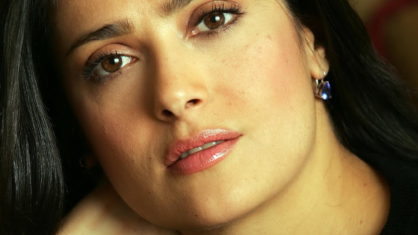 Salma Hayek krásnou tapetu (2) #27 - 1366x768