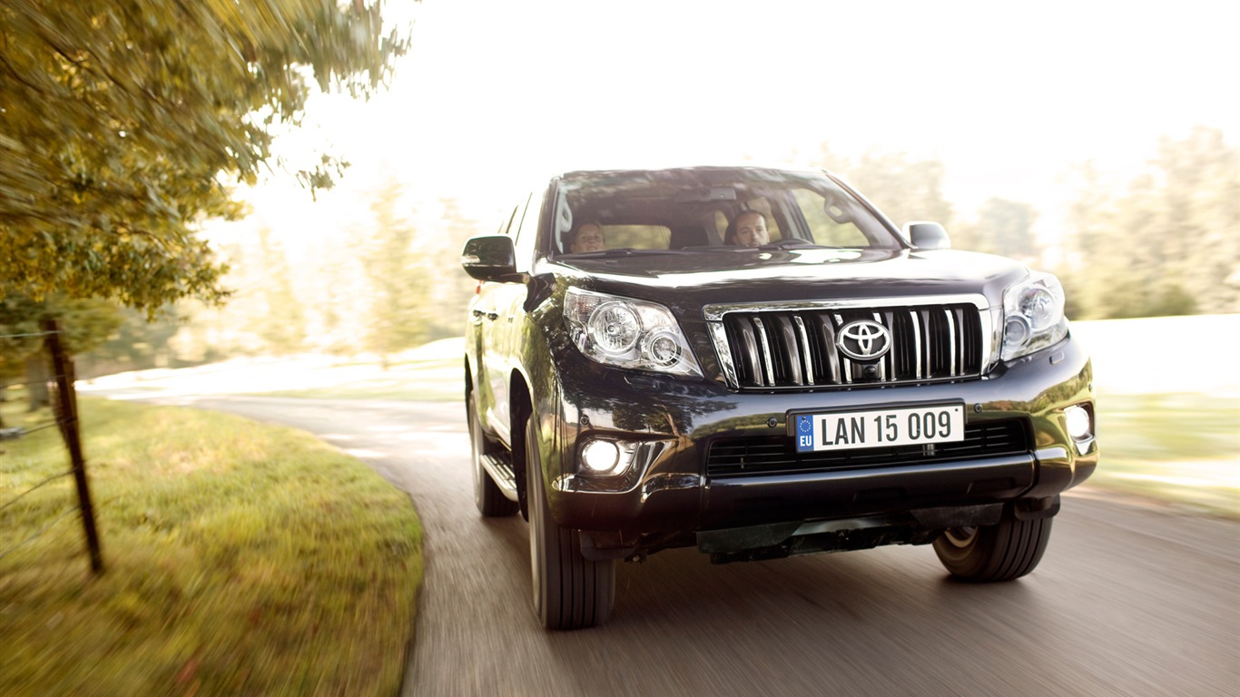 Toyota Land Cruiser Prado - 2009 HD tapetu #10 - 1366x768