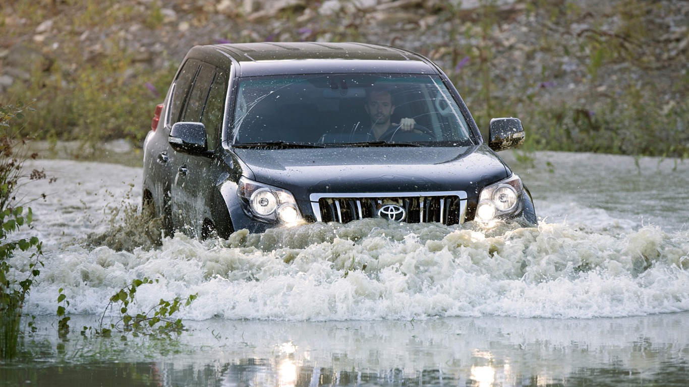 Toyota Land Cruiser Prado - 2009 HD wallpaper #44 - 1366x768