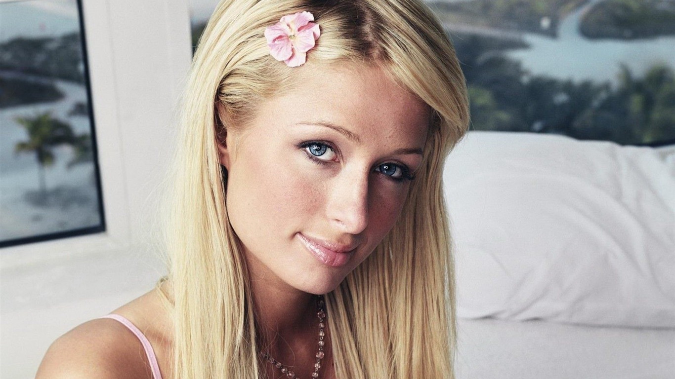 Paris Hilton 帕丽斯·希尔顿 美女壁纸(一)3 - 1366x768