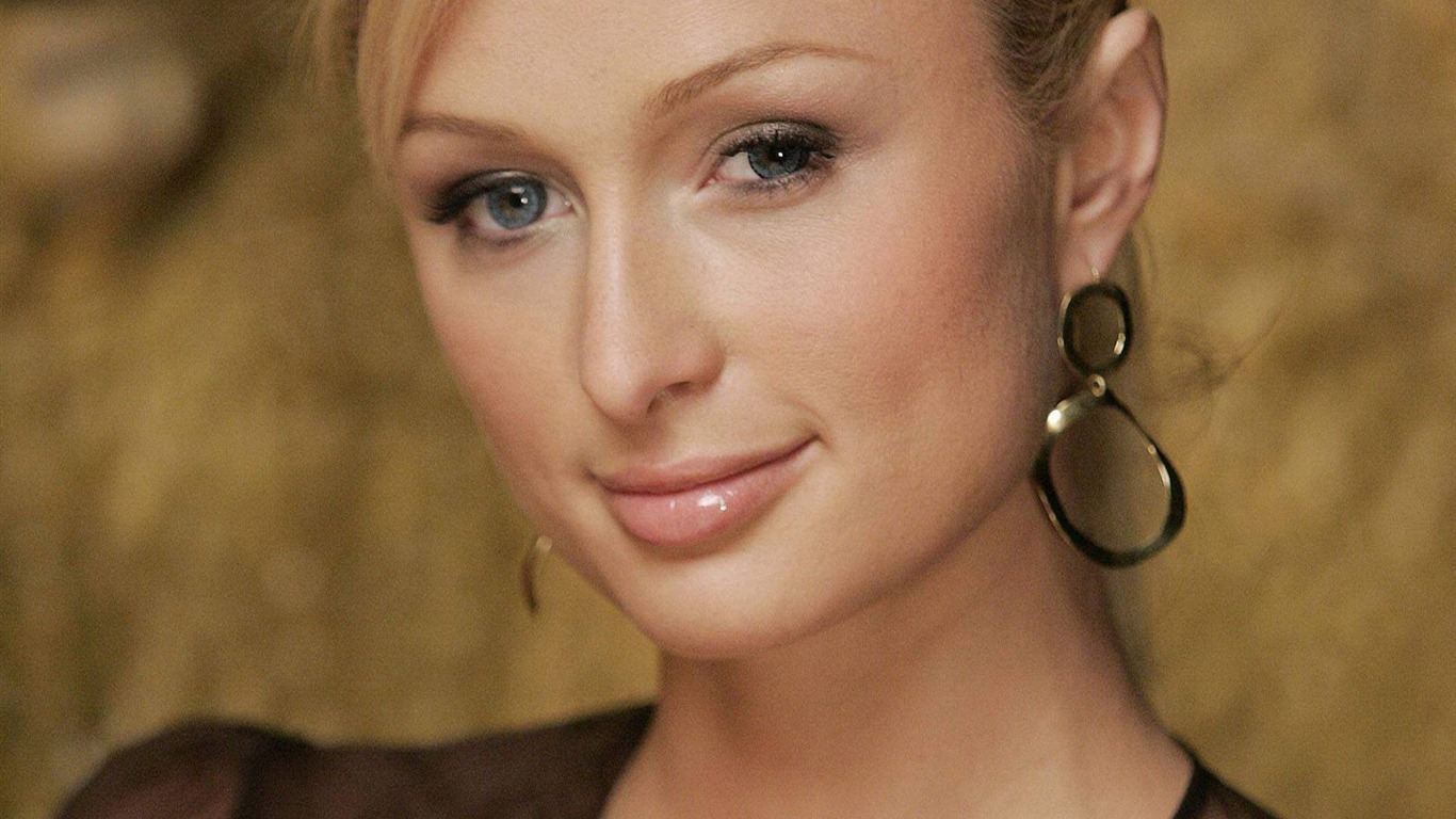 Paris Hilton 帕丽斯·希尔顿 美女壁纸(二)6 - 1366x768