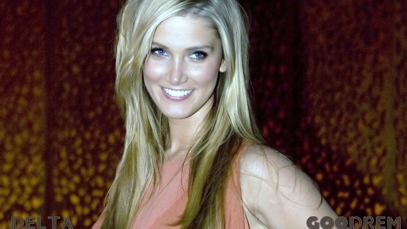 Delta Goodrem beau fond d'écran #9 - 1366x768