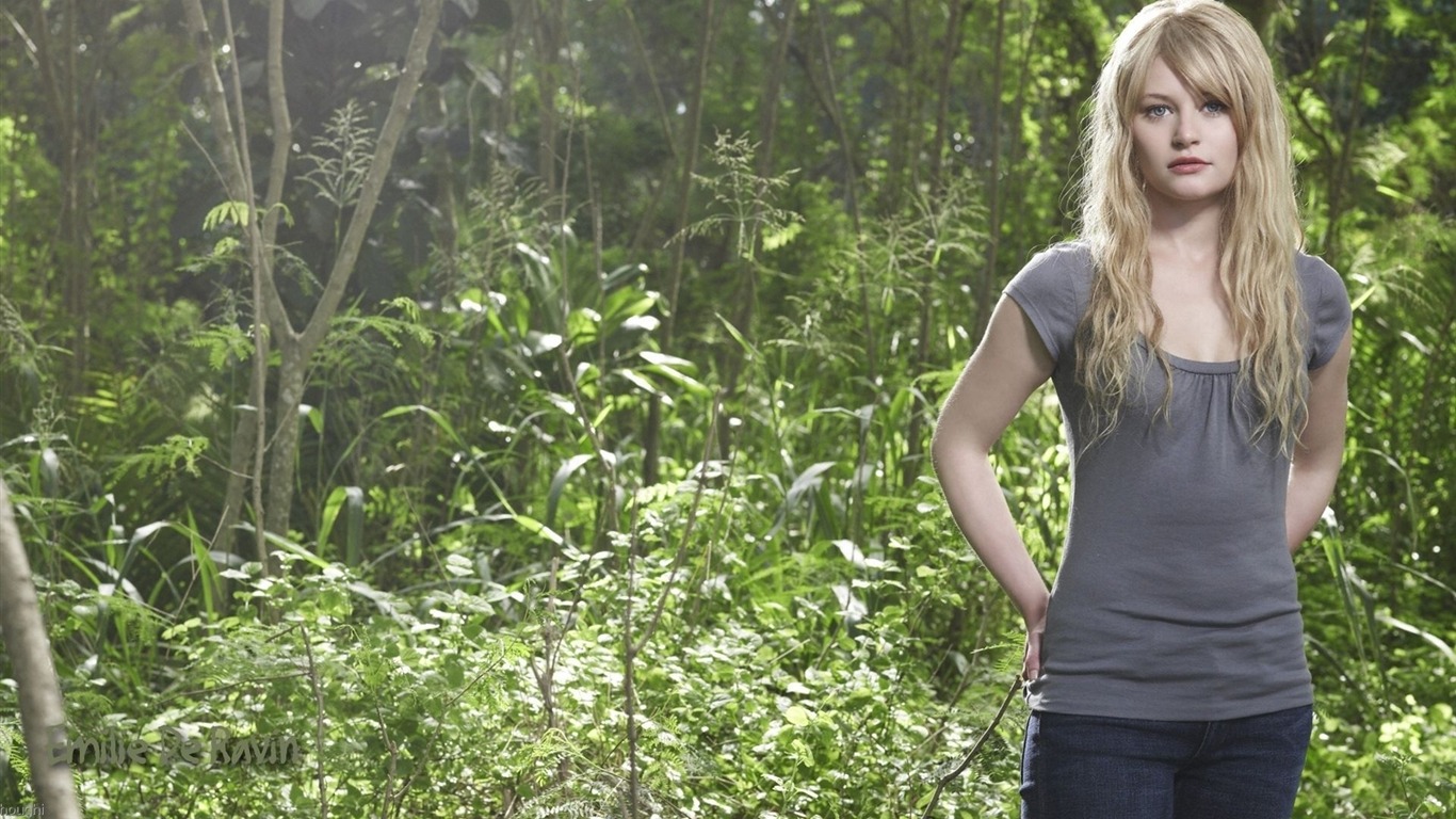 Emilie de Ravin krásnou tapetu #5 - 1366x768