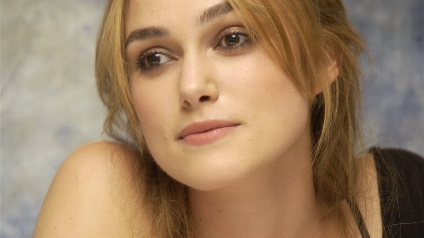 Keira Knightley 凯拉·奈特利 美女壁纸(二)33 - 1366x768