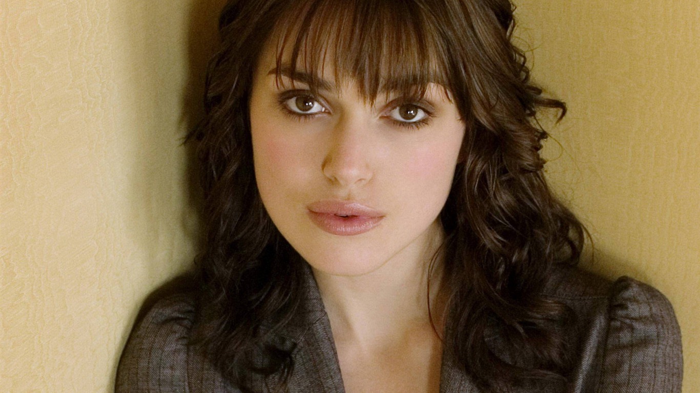 Keira Knightley 凯拉·奈特利 美女壁纸(三)29 - 1366x768