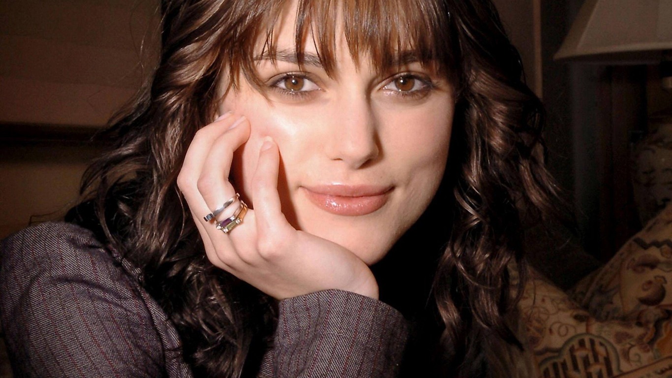 Keira Knightley krásná tapeta (3) #39 - 1366x768
