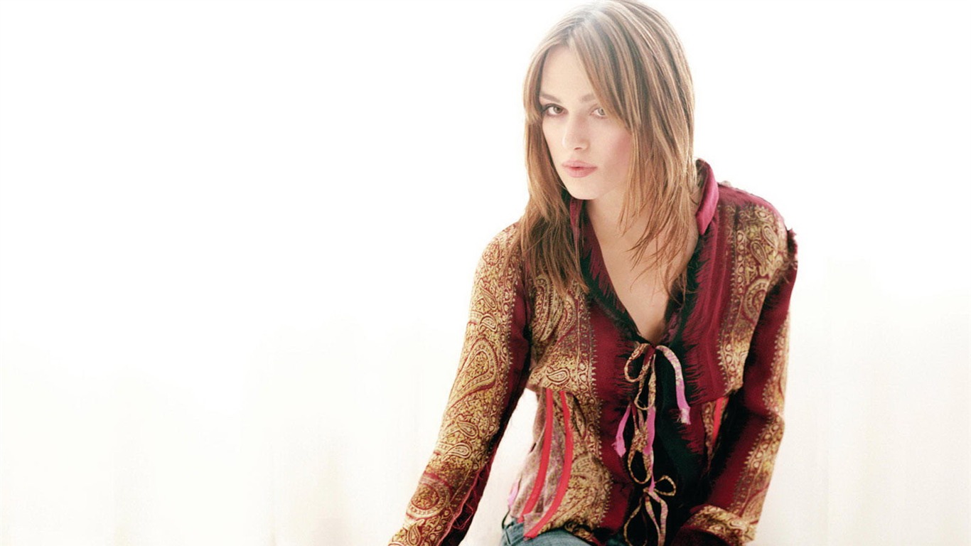 Keira Knightley beautiful wallpaper (4) #20 - 1366x768