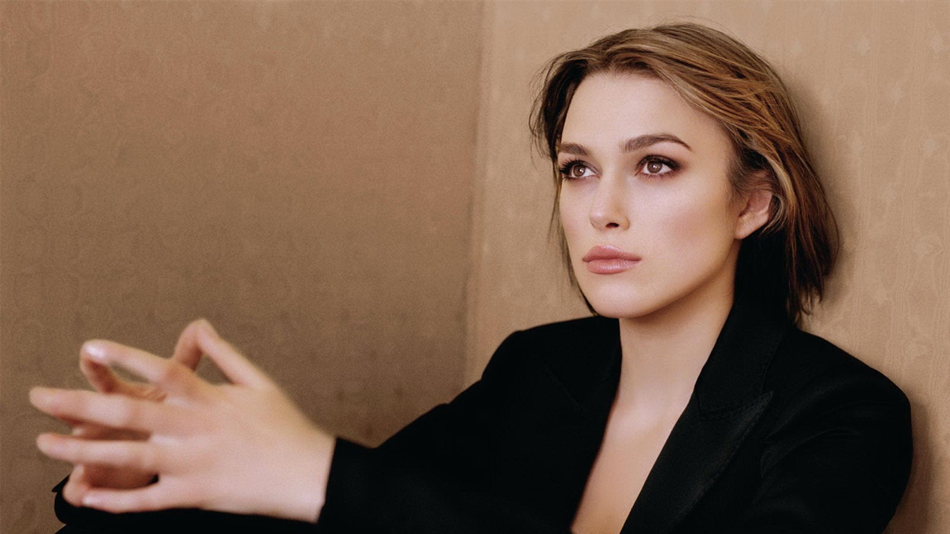 Keira Knightley beautiful wallpaper (4) #22 - 1366x768