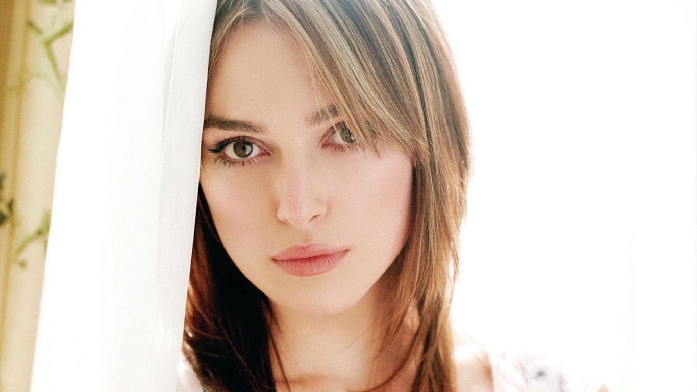 Keira Knightley 凯拉·奈特利 美女壁纸(四)34 - 1366x768