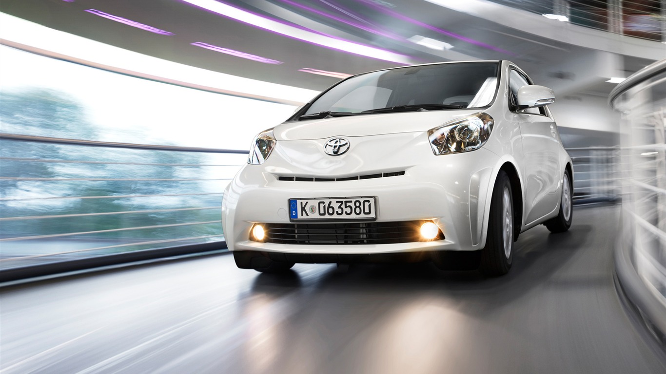 Toyota iQ - 2009 HD tapetu (1) #2 - 1366x768