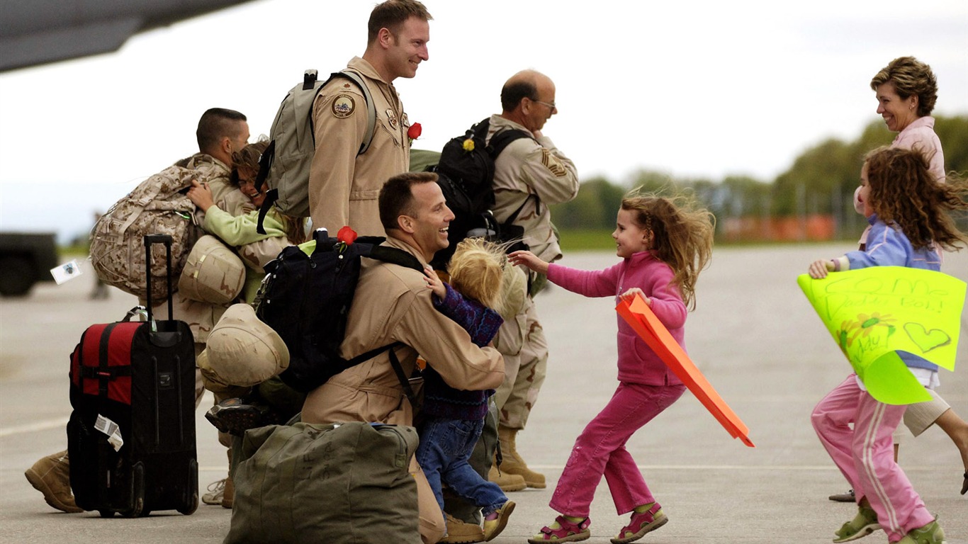 De retour du papier peint zone de guerre (1) #1 - 1366x768