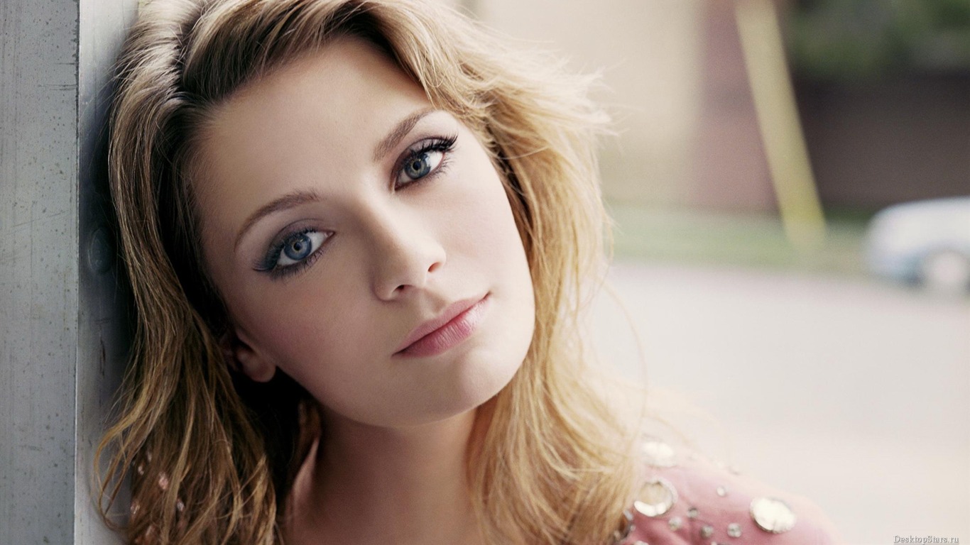 Mischa Barton krásnou tapetu (3) #6 - 1366x768