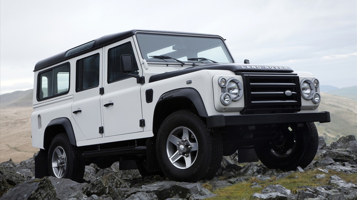 Land Rover fonds d'écran 2011 (1) #1 - 1366x768