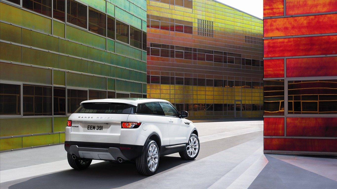 Land Rover na plochu 2011 (2) #17 - 1366x768